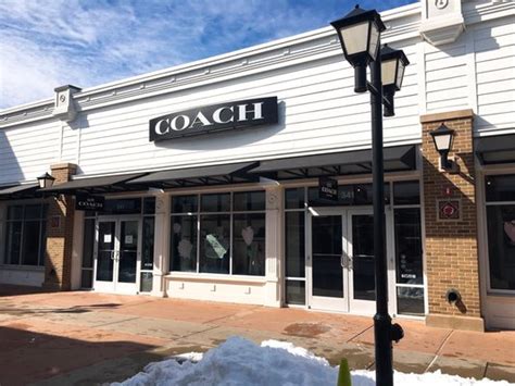 coach outlet merrimack.